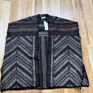Molly Bracken from Anthropologie Sweater Poncho black NWT Shawl